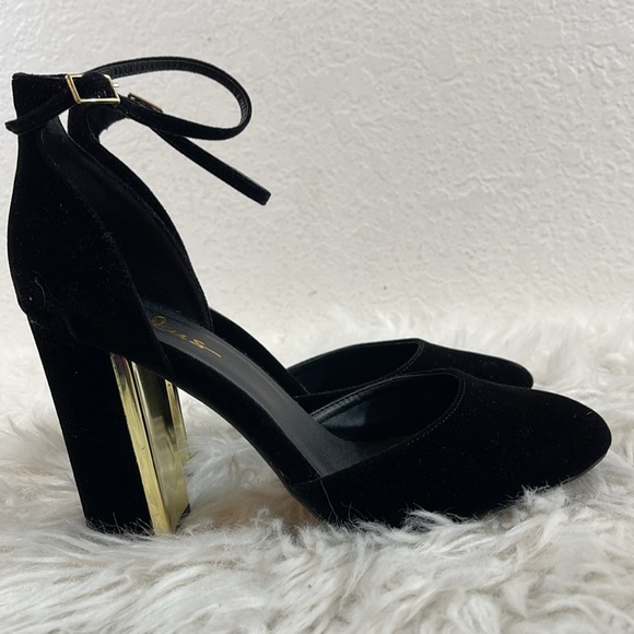 LULUS Laura Black & Gold Velvet Ankle Strap Chunky Heels Size 8.5 NEW - Picture 8 of 15